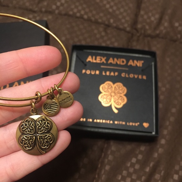Alex and Ani four leaf clover bracelet - Picture 4 of 5